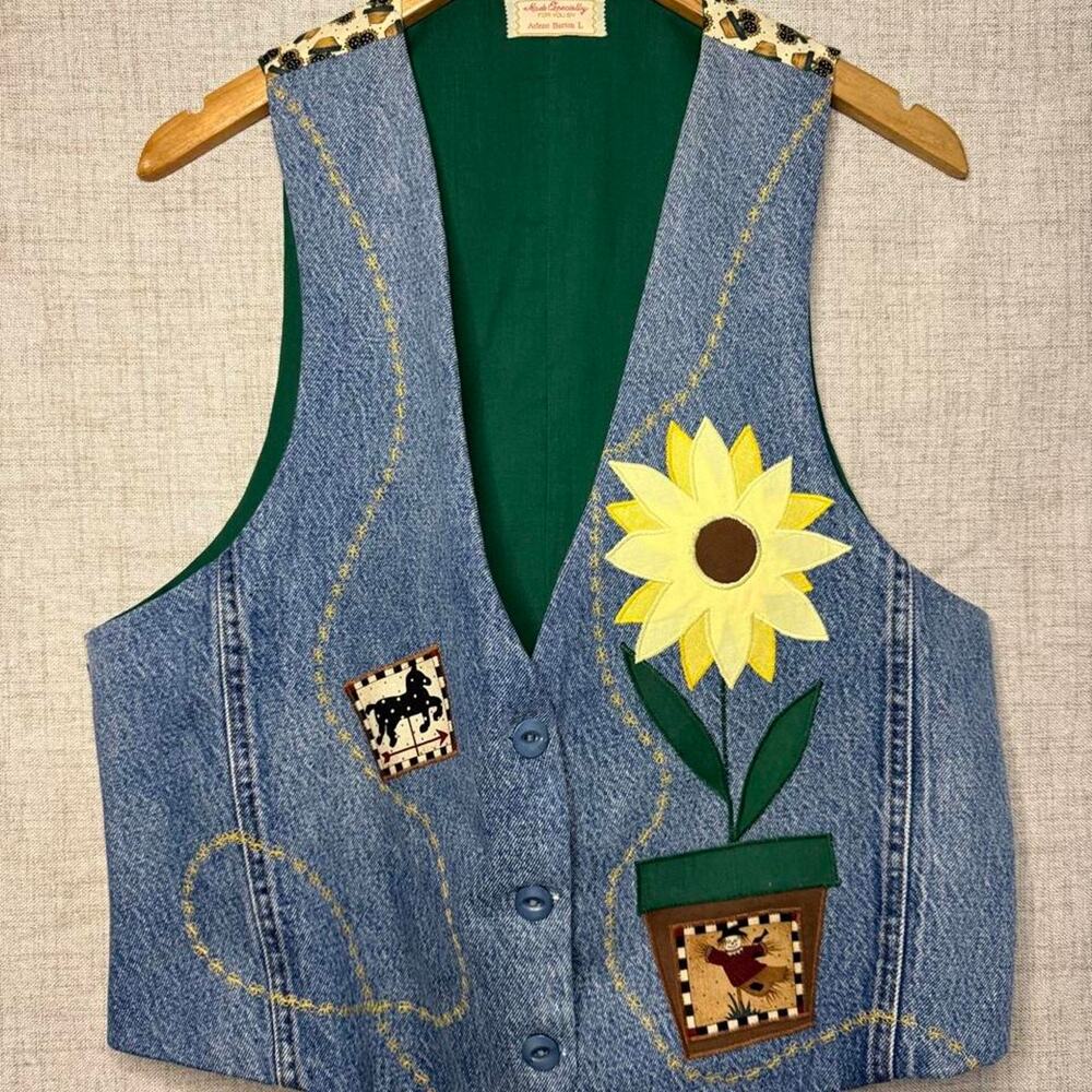 Vintage Arlene Burton Handmade Sunflower Vest Large
